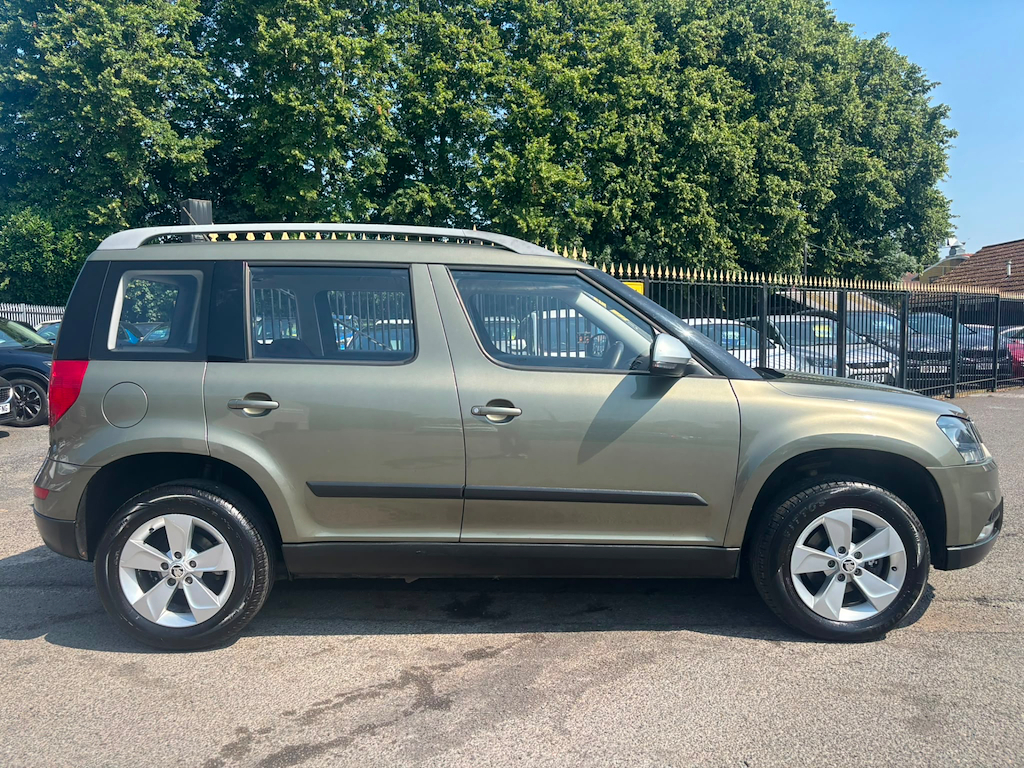Skoda Yeti 1.2 Tsi S Outdoor Dsg Euro 5 105 Ps Green #4