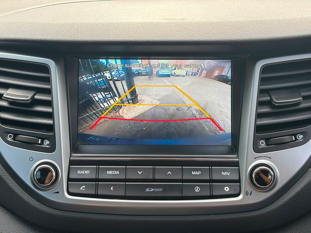 Hyundai Tucson 1.7 Crdi Blue Drive Se Nav Suv E #4