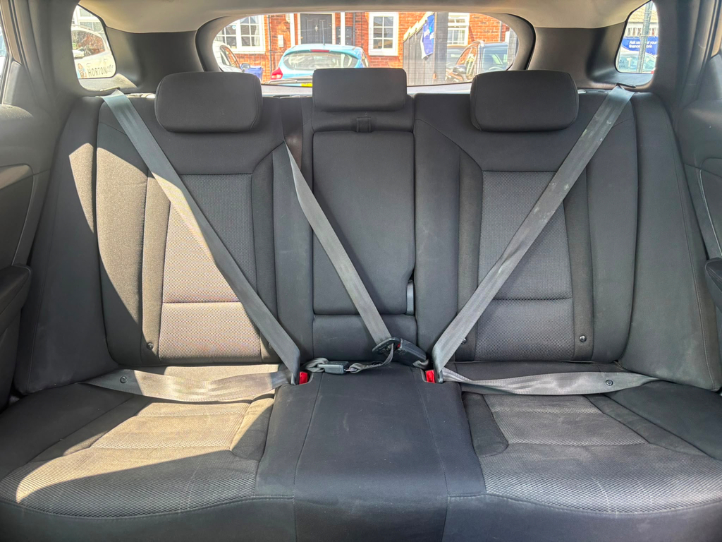 Hyundai I40 Blue #18