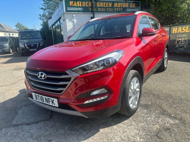 Hyundai Tucson 1.6 Gdi Blue Drive Se Nav Suv Eu Red #3