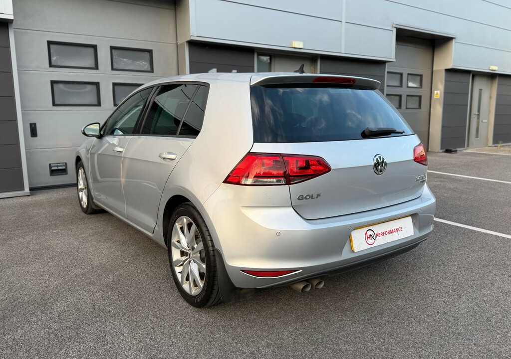 Volkswagen Golf 2.0 Tdi Bluemotion Tech Gt Black #6