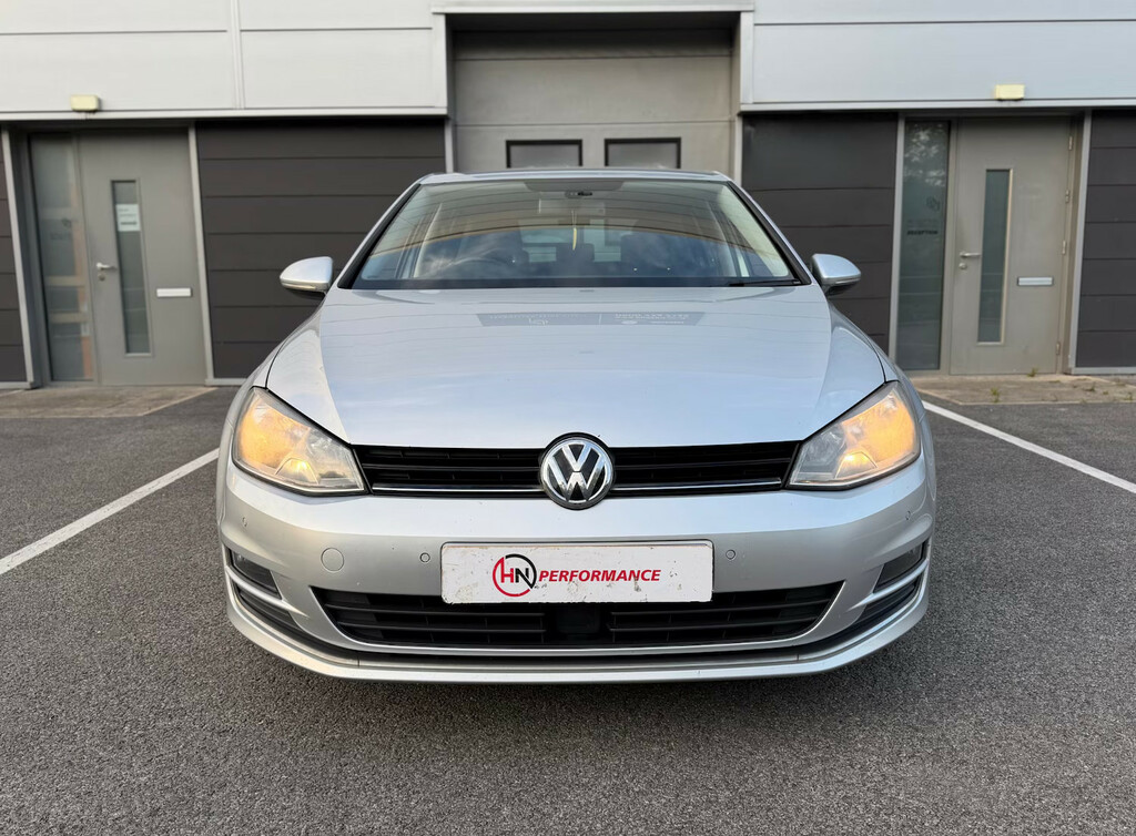 Volkswagen Golf 2.0 Tdi Bluemotion Tech Gt Black #2