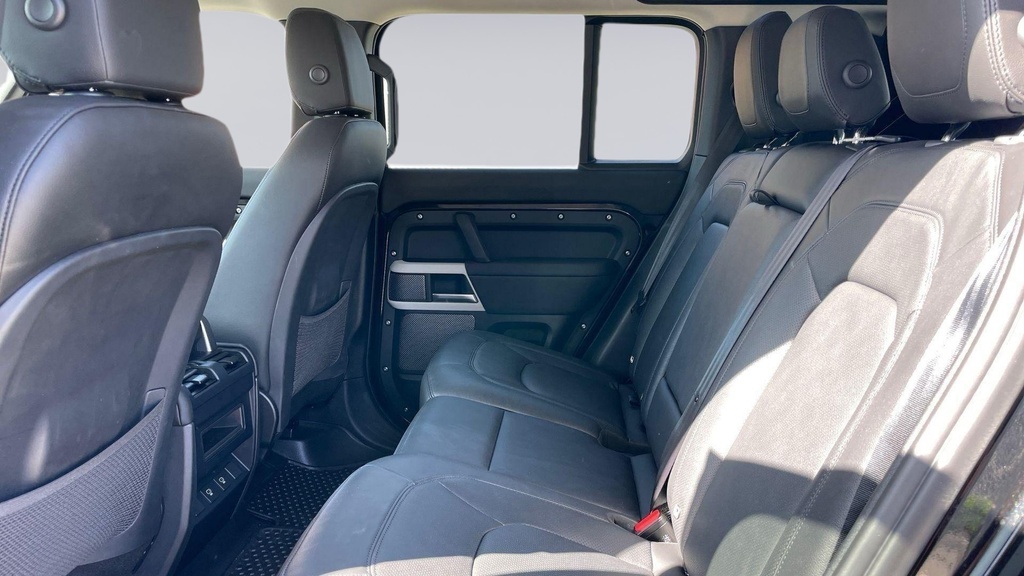 Land Rover Defender 110 D250 Xs Edition Santorini Black Black #4