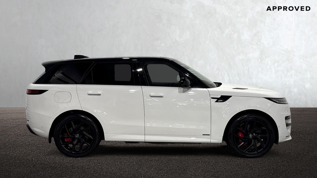 Land Rover Range Rover Sport P550e Fuji White White #5
