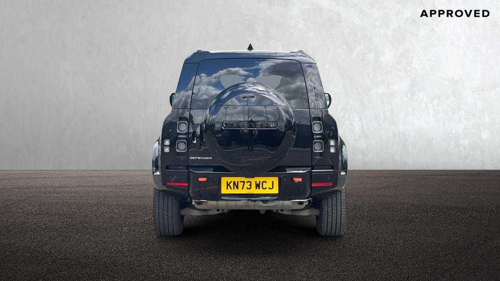 Land Rover Defender 110 P400e X Santorini Black Black #6