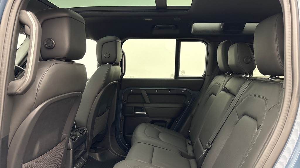 Land Rover Defender 110 P300e X-dynamic Hse Tasman Blue Blue #4