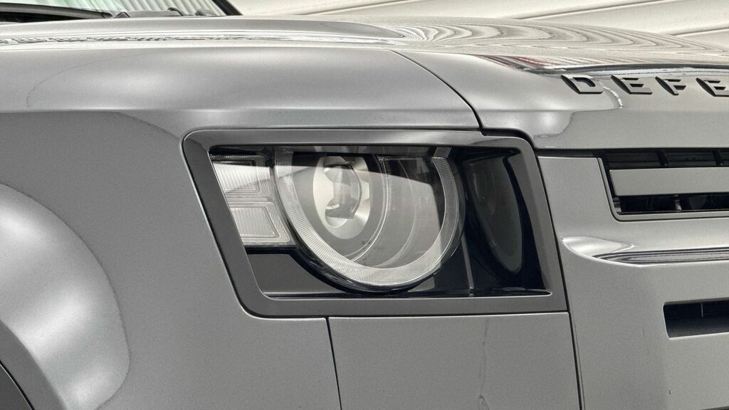 Land Rover Defender 110 4.4 P635 Octa 110 2025 Grey #17