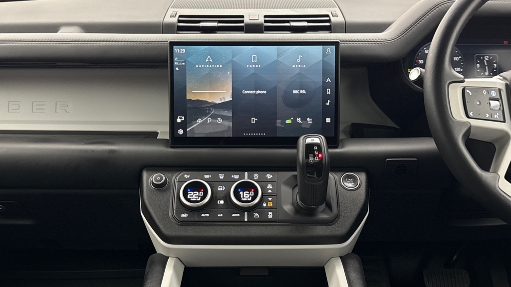 Land Rover Defender 110 D250 Mhev Xs Edition Black #14