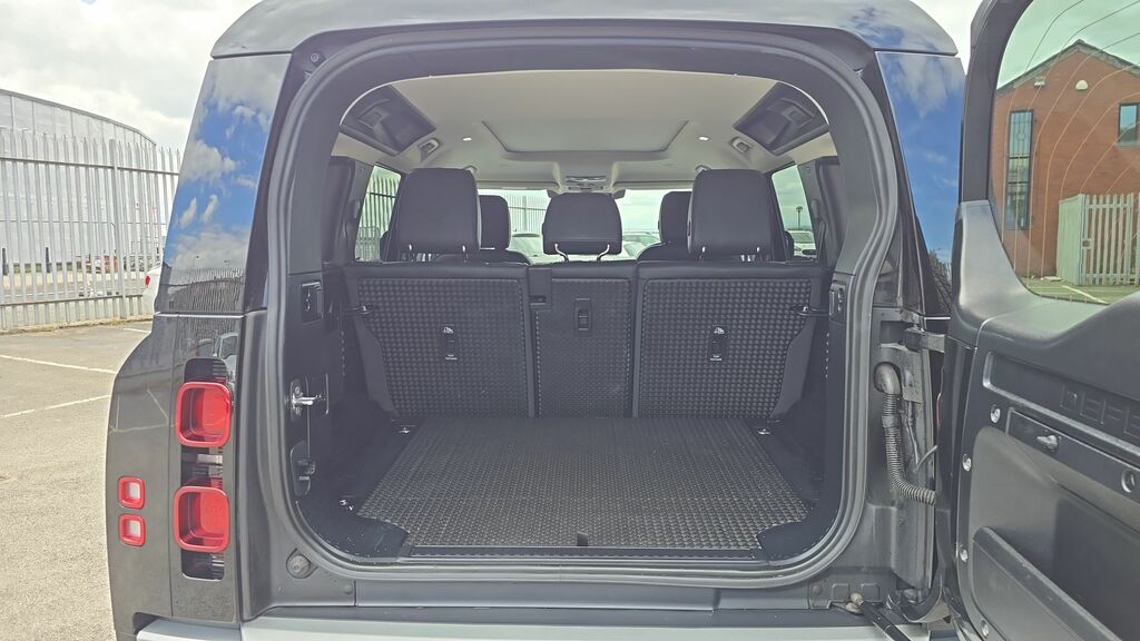 Land Rover Defender 110 5.0 P525 V8 110 2024 Grey #10