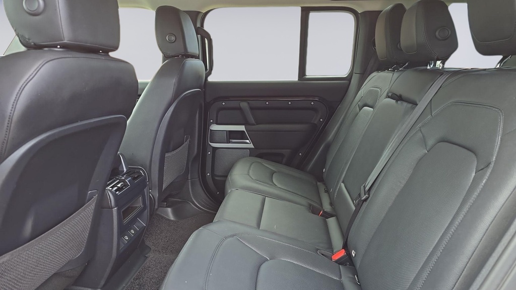 Land Rover Defender 110 D250 Xs Edition Santorini Black Black #4