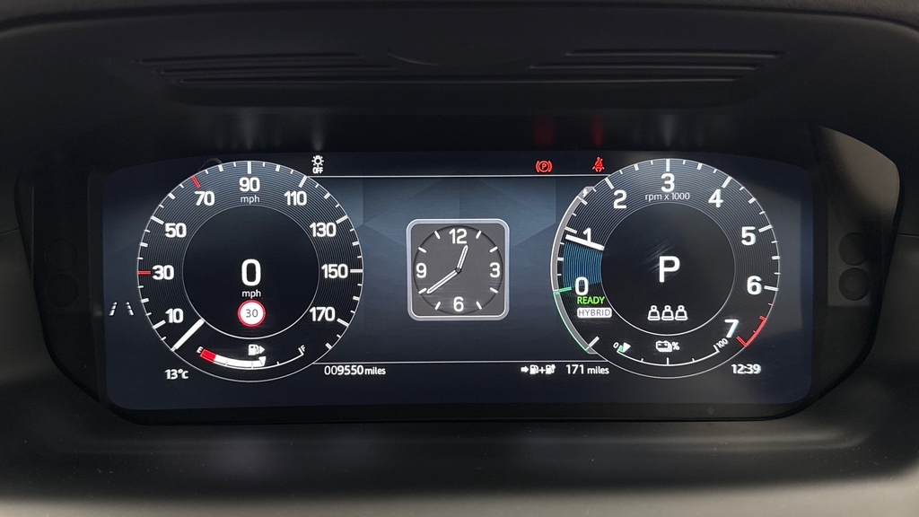 Land Rover Discovery Sport D200 Dynamic Se Swb Grey #16