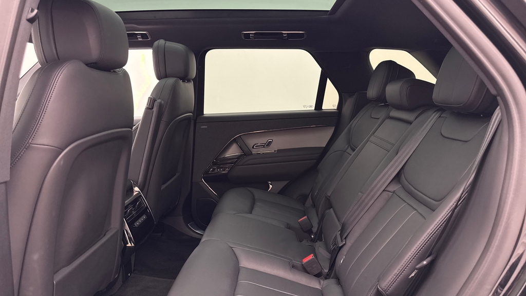 Land Rover Range Rover Sport D300 Dynamic Se Santorini Black KO74BYJ Black #4