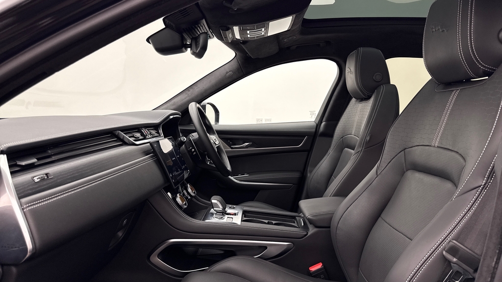 Jaguar F-Pace P400e R-dynamic Hse Black 90Th Anniversary Edition Black #3