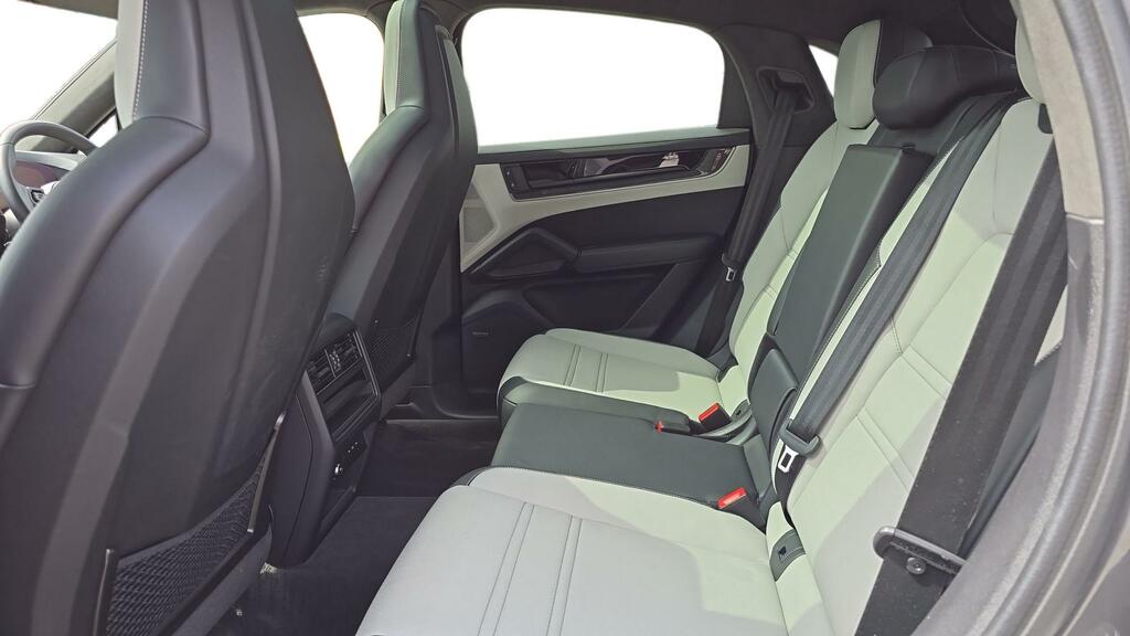 Porsche Cayenne E-hybrid Tiptronic S Turbo Grey Grey #4