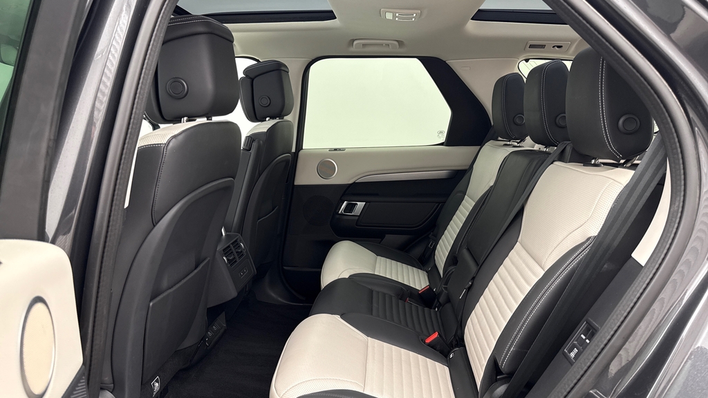 Land Rover Discovery D350 Dynamic Hse Carpathian Grey Grey #4