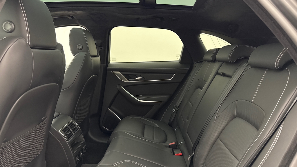 Jaguar F-Pace P400e R-dynamic Hse Black 90Th Anniversary Edition Black #4
