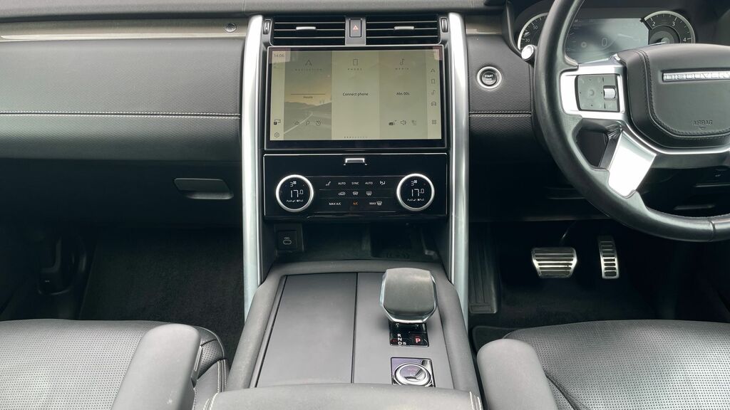 Land Rover Discovery 1.5 P300e Urban Edition 5 Seat 2023 Grey #14