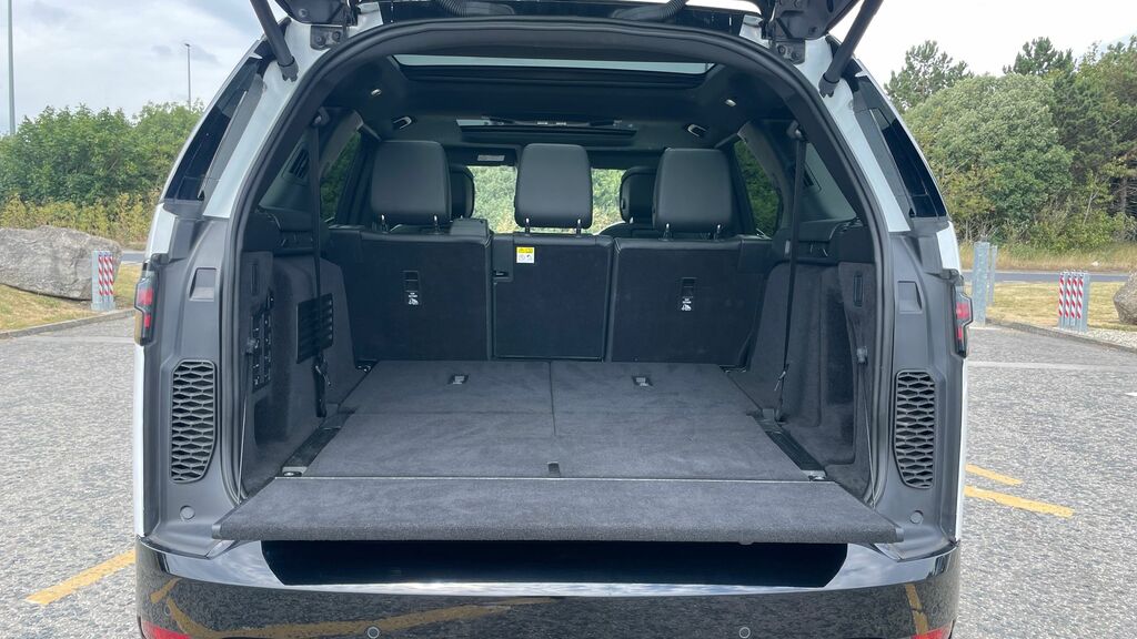 Land Rover Discovery 1.5 P300e Urban Edition 5 Seat 2023 Grey #10
