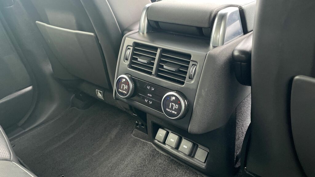 Land Rover Discovery 1.5 P300e Urban Edition 5 Seat 2023 Grey #18