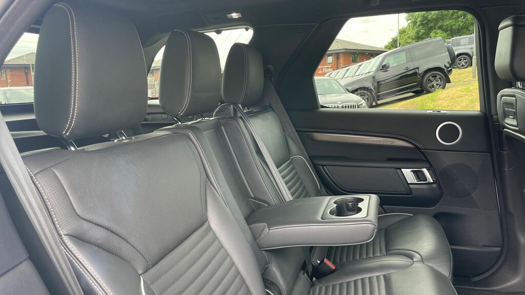Land Rover Discovery 1.5 P300e Urban Edition 5 Seat 2023 Grey #46