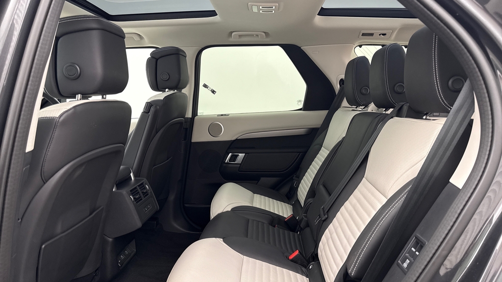 Land Rover Discovery D350 Dynamic Hse Carpathian Grey Grey #3
