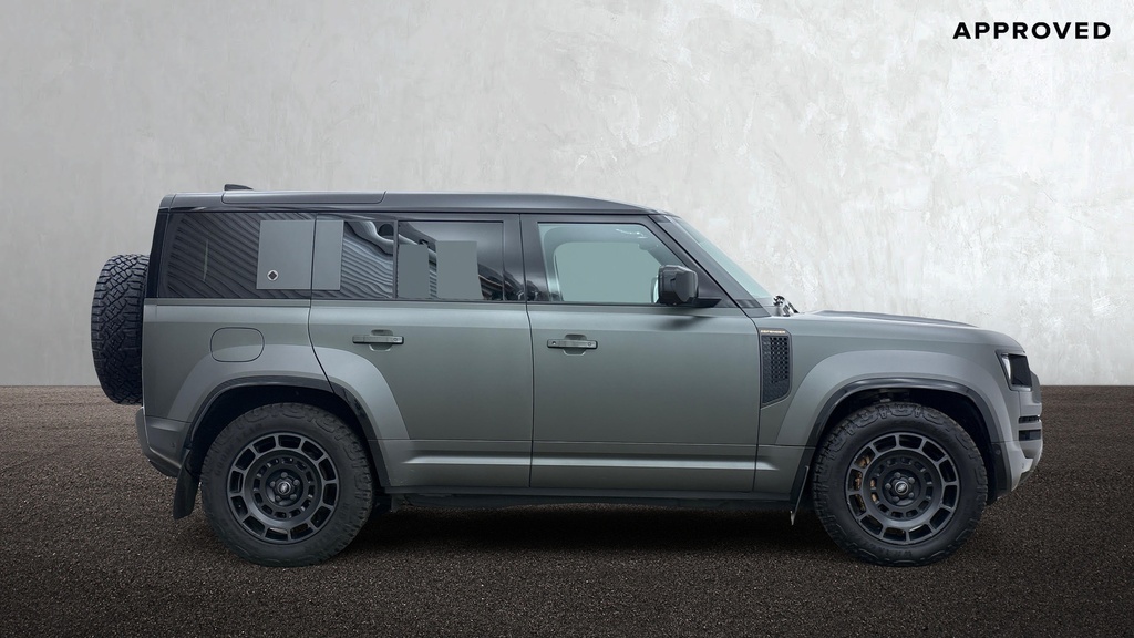 Land Rover Defender 110 P635 Octa Edition One Faroe Green Green #5