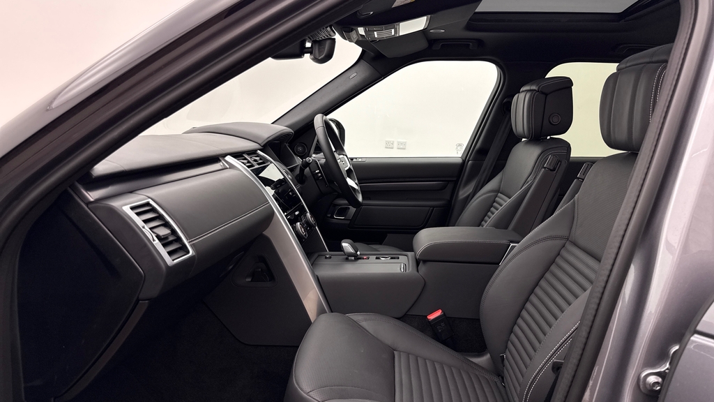 Land Rover Discovery D350 Metropolitan Edition Eiger Grey KS75OXB Grey #3
