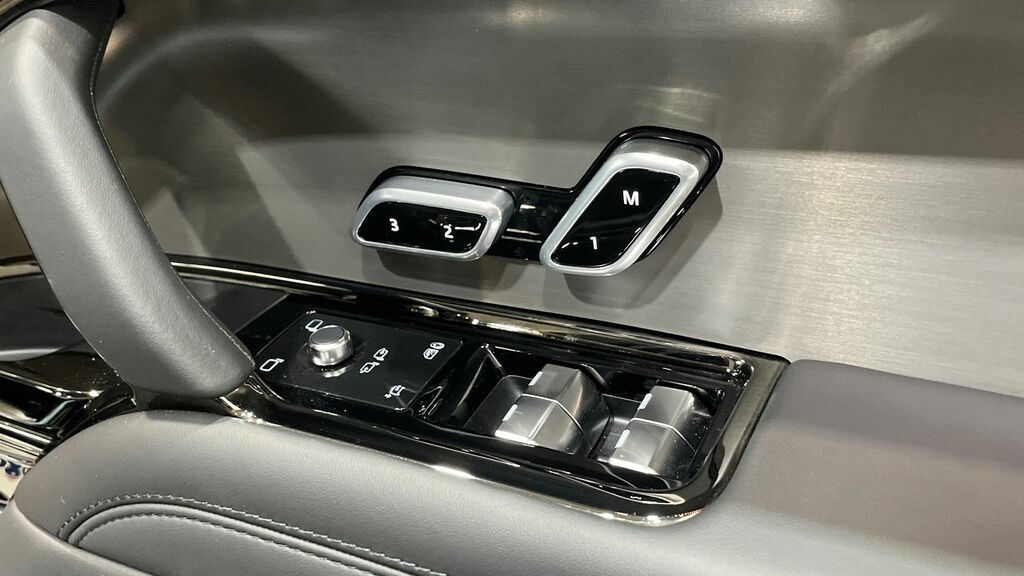 Land Rover Range Rover Sport P530 Santorini Black Black #25