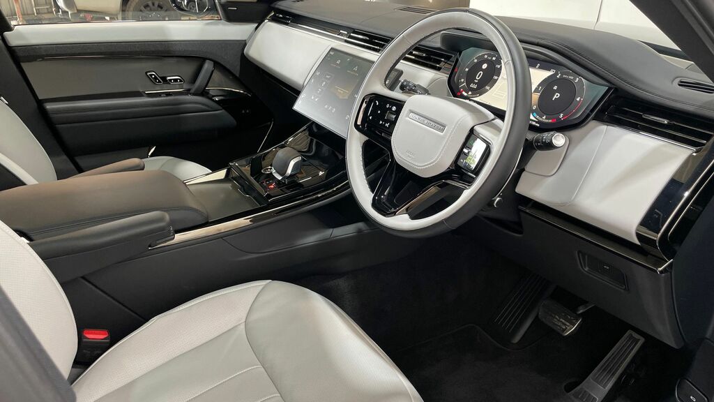 Land Rover Range Rover Sport P530 Santorini Black Black #37