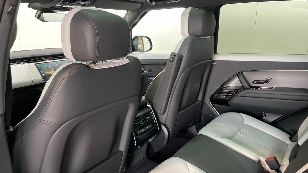Land Rover Range Rover Sport P530 Santorini Black Black #29