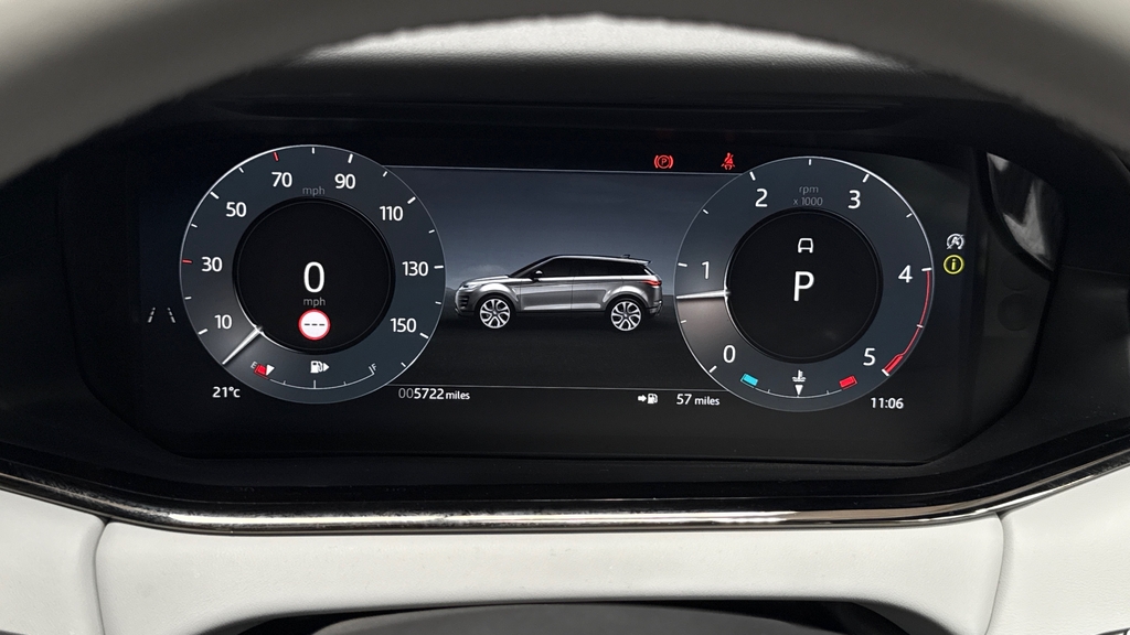 Land Rover Range Rover Evoque 2.0 D200 Dynamic Hse White #16