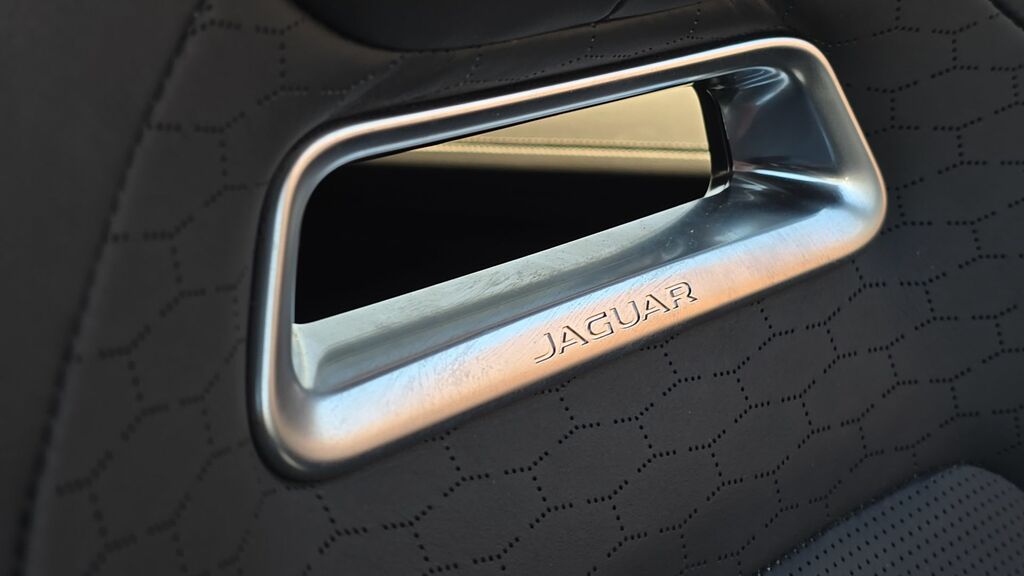 Jaguar F-Pace R-dynamic Hse Black Black #46