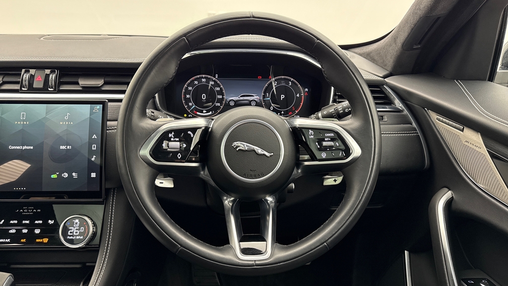 Jaguar F-Pace 2.0 D200 R-dynamic Se Black Awd 2023 White #15
