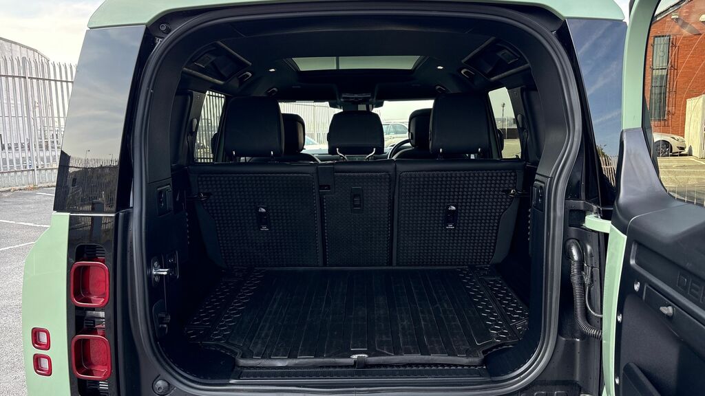 Land Rover Defender 110 D300 X-dynamic Se Eiger Grey Grey #10