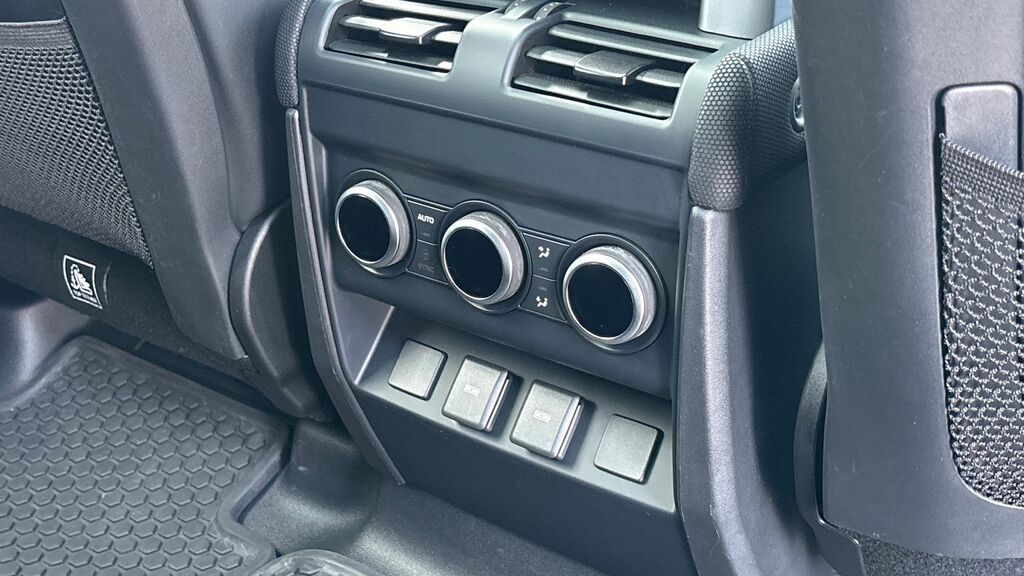 Land Rover Defender 110 D300 X-dynamic Se Eiger Grey Grey #18