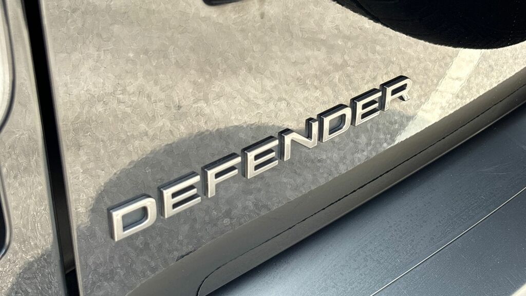Land Rover Defender 110 X-dynamic Se Black #23