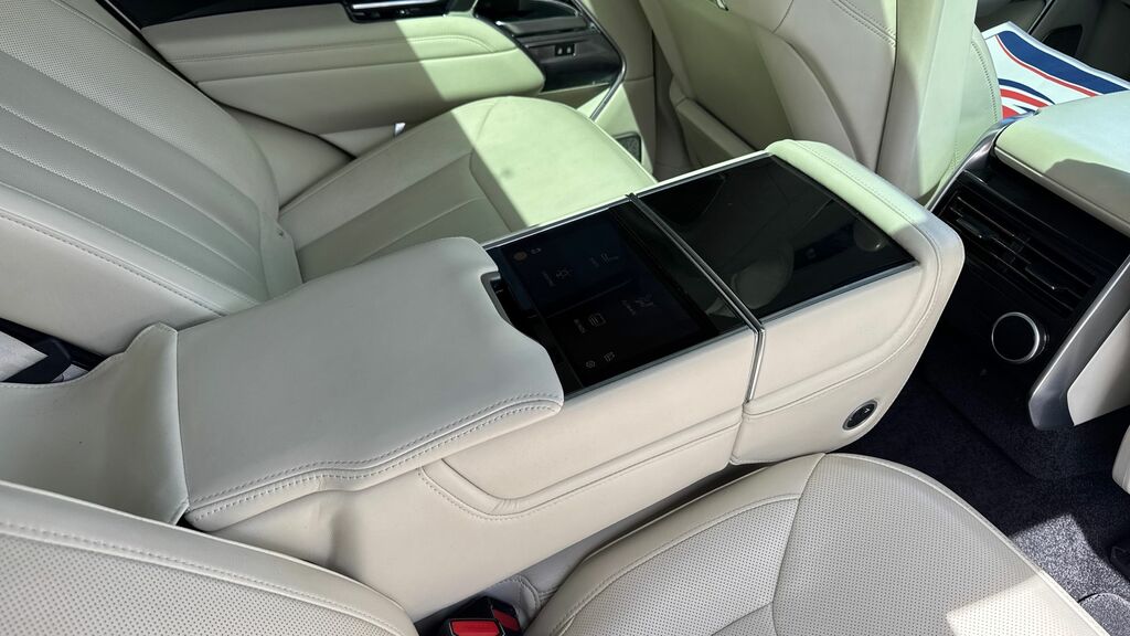 Land Rover Range Rover Autobiography Red #21