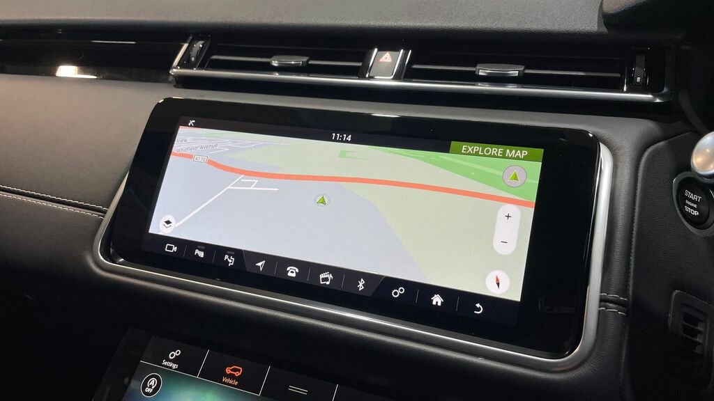 Land Rover Range Rover Velar 2L R-dynamic S White #11