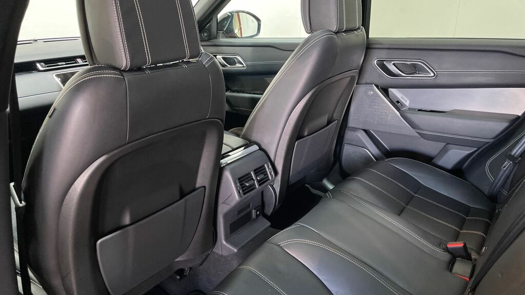 Land Rover Range Rover Velar 2L R-dynamic S White #29