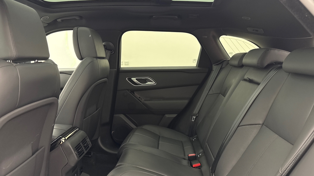 Land Rover Range Rover Velar P400e Dynamic Hse Santorini Black Black #4