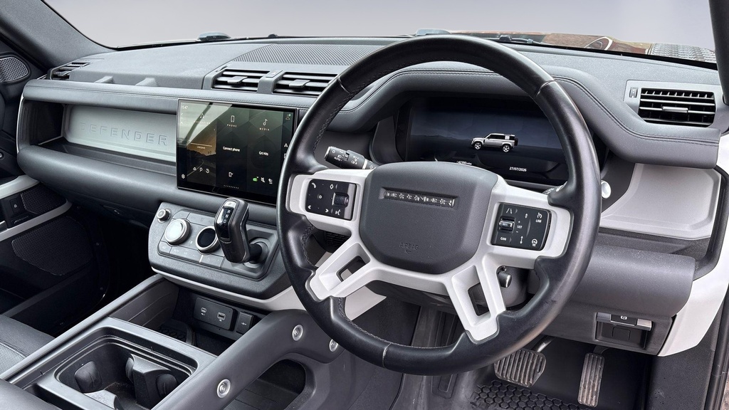 Land Rover Defender 110 D300 X-dynamic Hse Silver #9