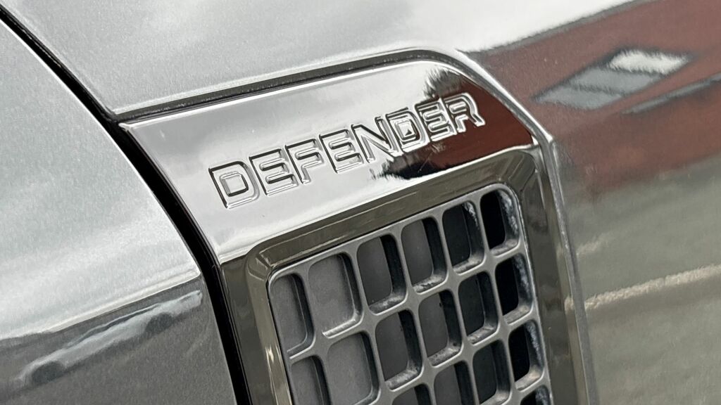 Land Rover Defender 110 D300 X-dynamic Hse Silver #20