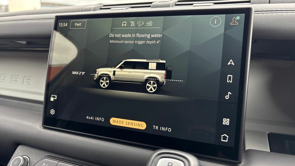 Land Rover Defender 110 D300 X-dynamic Hse Silver #46