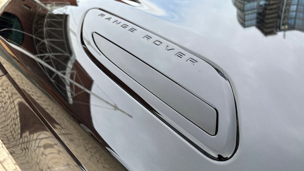 Land Rover Range Rover Velar Belgravia Edition Grey #25