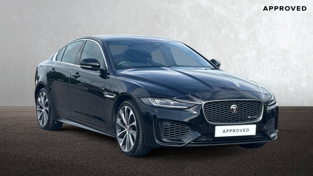 Jaguar XE P300 R-dynamic Hse Awd Santorini Black Black