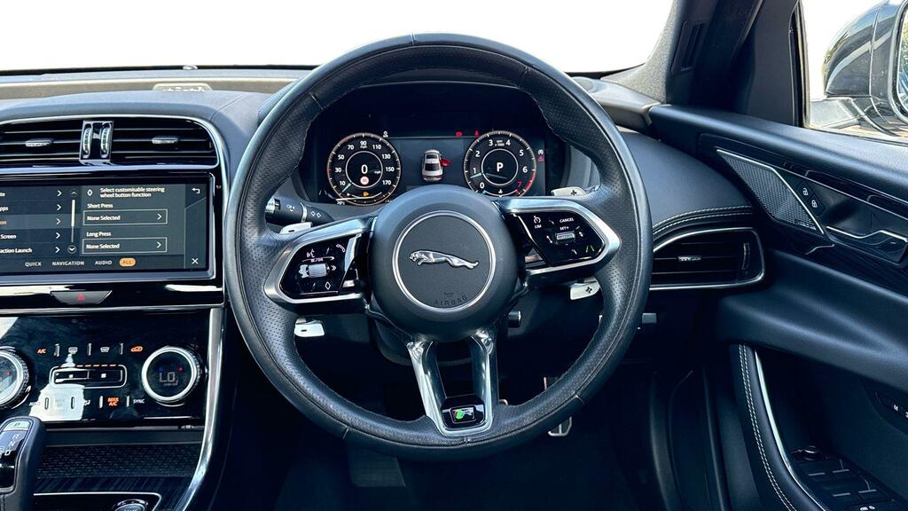 Jaguar XE 2.0 P300 R-dynamic Hse Awd 2022 Black #15