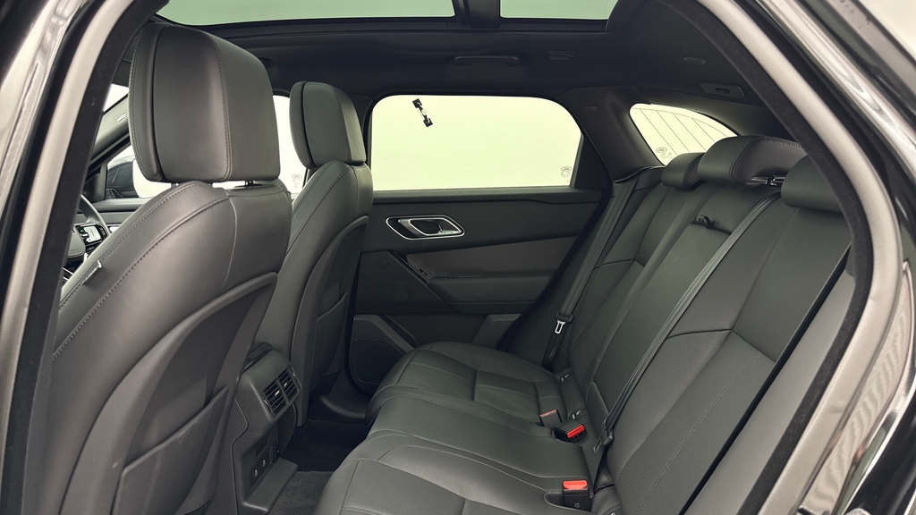 Land Rover Range Rover Velar P400e Dynamic Hse Santorini Black Black #4