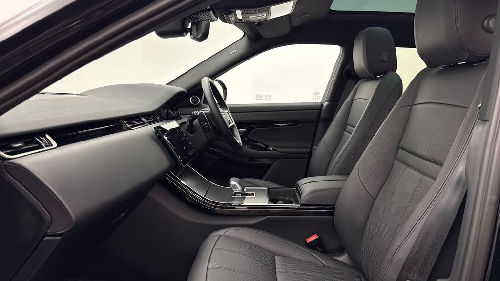 Land Rover Range Rover Evoque P300e Dynamic Hse Santorini Black Black #3