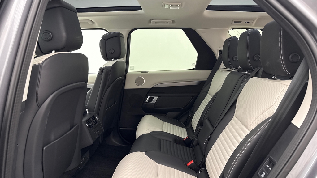 Land Rover Discovery D350 Dynamic Hse Eiger Grey Grey #4
