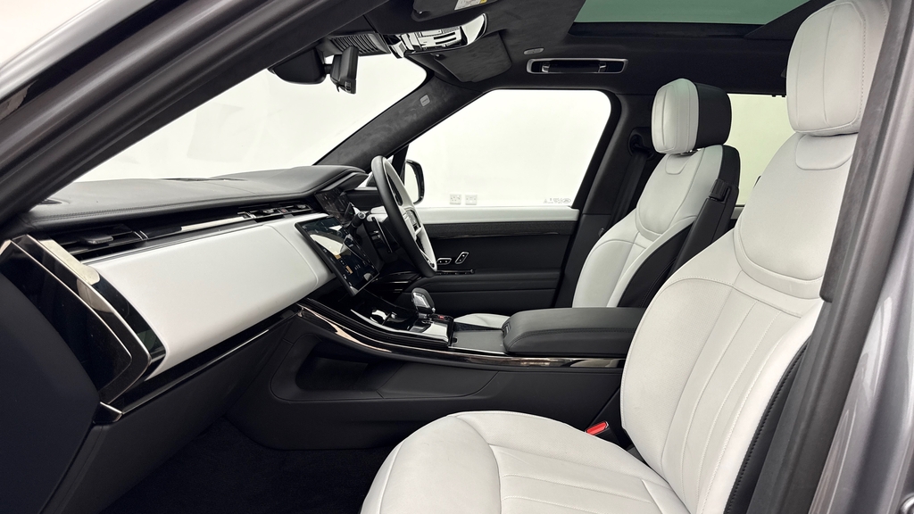 Land Rover Range Rover Sport P550e Eiger Grey Grey #3